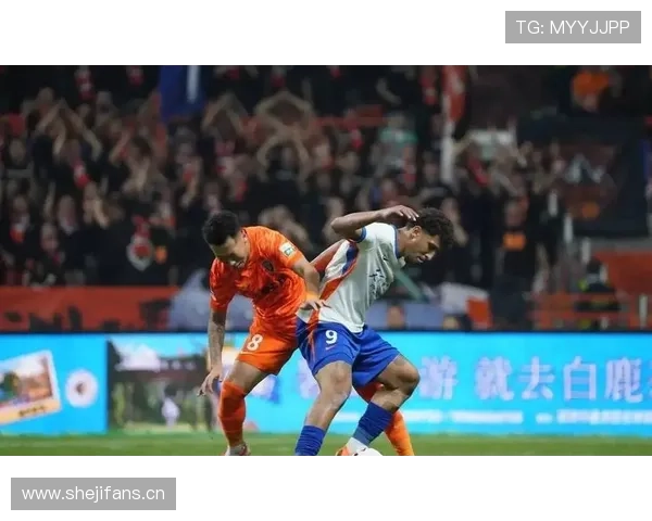 山东泰山中场控场能力不足，节奏失控问题逐步反映在比赛走势中