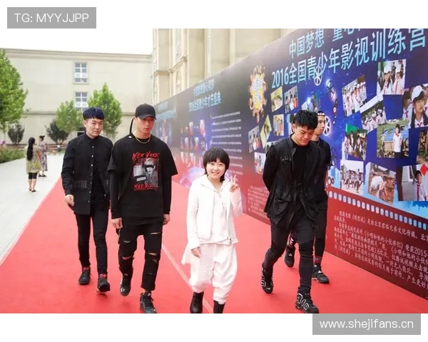 威少衣柜里塞满紧身裤，训练完直接走红毯？