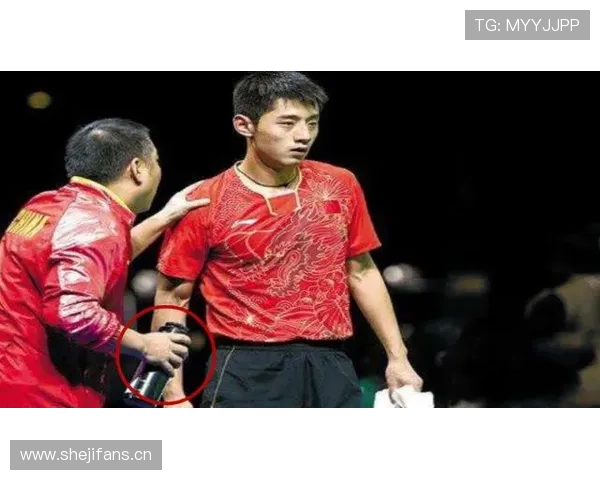 想象和朋友逛街，排到前面的是迈克尔·乔丹——他掏出的那样东西把整条队伍都懵住了