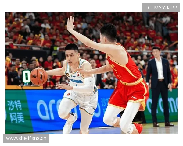 篮球场上被吹违体犯规的判定标准到底是什么？