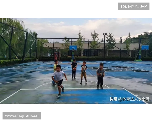 篮球比赛中非法身体接触的定义与判定标准